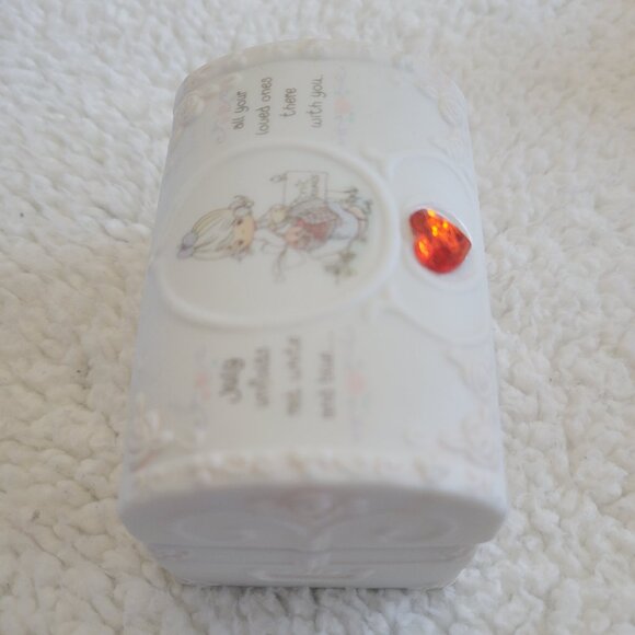Precious Moments July Birthstone Hope Chest Gift Box - Picture 2 of 12